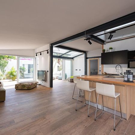 Modern Bungalow Dragon Club II Villa San Bartolome Bagian luar foto