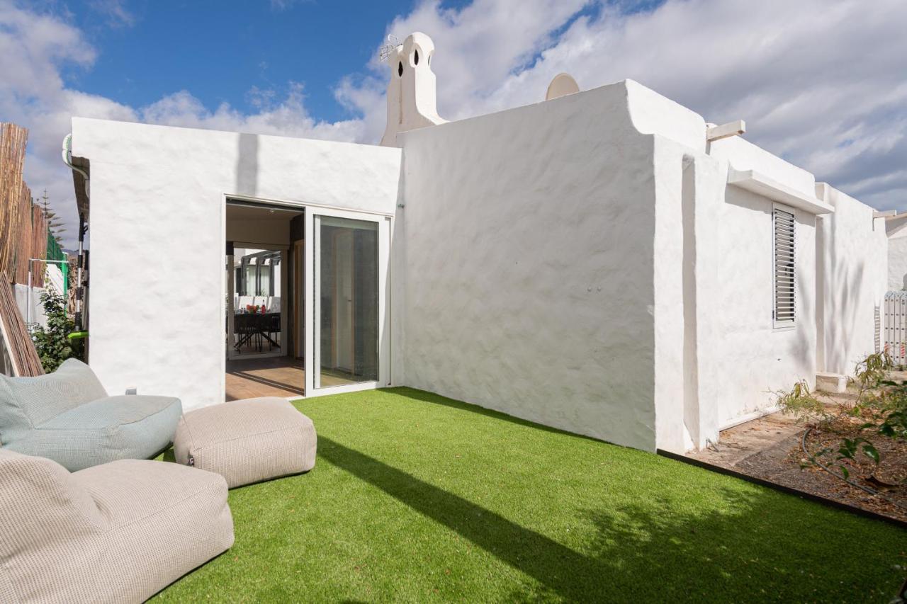 Modern Bungalow Dragon Club II Villa San Bartolome Bagian luar foto